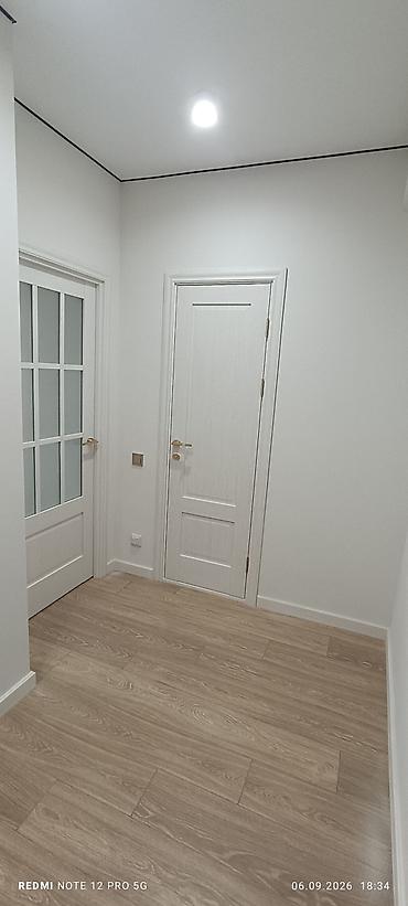 комната с подслением: 45 м², Без мебели — 3