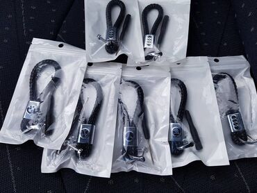 Auto oprema: Privesci za ključeve Novi privesci za ključeve automobila. Komad na lalafo.rs — 8 Auto oprema: Privesci za ključeve Novi privesci za ključeve automobila. Komad — 8