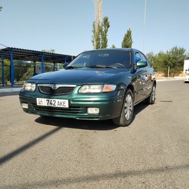 набор ключей фото: Mazda 626: 1999 г., 2 л, Механика, Бензин, Хэтчбэк