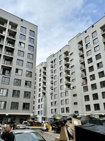 квартира барбы: 1 бөлмө, 42 кв. м, Элитка, 2 кабат, ПСО (өзү оңдоп түзөтүп бүтүү үчүн)