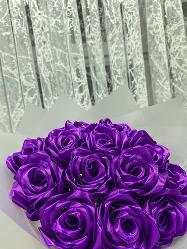 Цветы и букеты: Букеты из атласных лент - Розы ручной работы из плотных атласных лент — 7