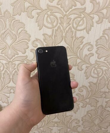 iphone 7 plus satış: IPhone 7, Qara, Barmaq izi