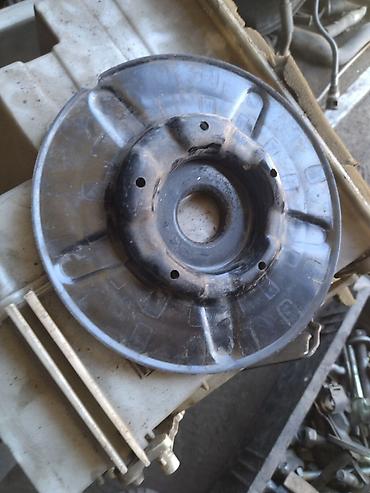 Амортизаторы, пневмобаллоны: Амортизатор передний задний Мазда Демио комплект Рф3 задний св6 задний — 17