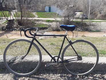 велосипед фикс: Срочно продаю Сингл спид ХВЗ рама ровная изстали виллсет тоже сталь