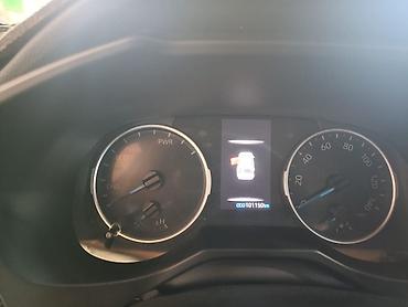 5: Toyota RAV4: 2019 г., 2.5 л, Гибрид, Кроссовер — 2
