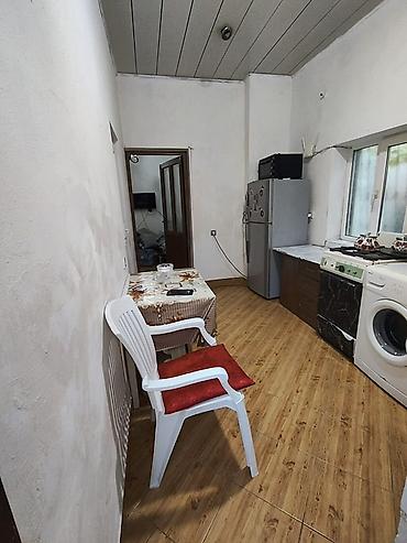lokbatan kirayə ev: Bileceride abideye yaxin 2 otaqli heyet evi kiraye verilir heyet — 1