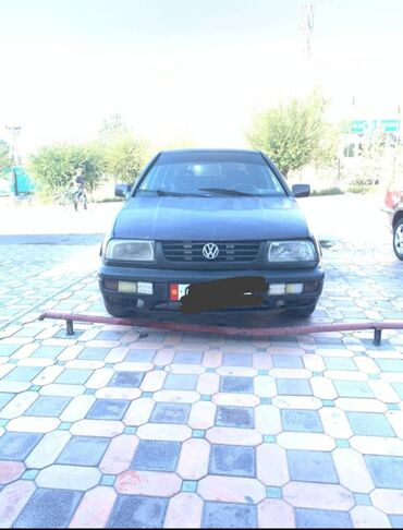 фольц т 3: Volkswagen Vento: 1992 г., 1.8 л, Механика, Бензин, Седан