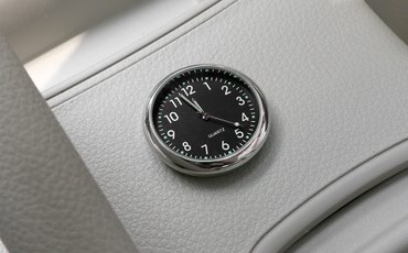 Tuning oprema: Sat za automobil crni - samolepljivo Izuzetno lep dodatak za Vaš — 4