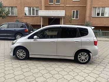 Honda: Honda Fit: 2002 г., 1.5 л, Вариатор, Бензин, Хэтчбэк — 9