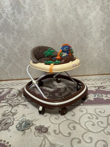 трансформеры на радиоуправлении: Uşaq gəzdiricisi (Baby Land) - Rəng: bej və qəhvəyi çalarlar -