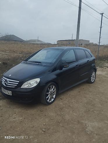 mersedes b klass: Mercedes-Benz B-Class (B150/W245 seriyasına bənzər) – qara metalik 4 — 5