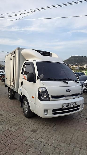 Kia: Kia BONGO: 2019 г., 2.5 л, Автомат, Дизель, Фургон at lalafo.kg — 1 Kia: Kia BONGO: 2019 г., 2.5 л, Автомат, Дизель, Фургон — 1