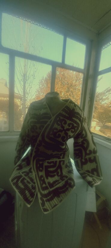 крем день и ночь китайский отзывы: Тёплая стёганая куртка-накидка с этническим орнаментом - Фасон