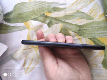покупка телефонов: Samsung Galaxy A5 2017, Б/у, 32 ГБ, цвет - Черный, 1 SIM