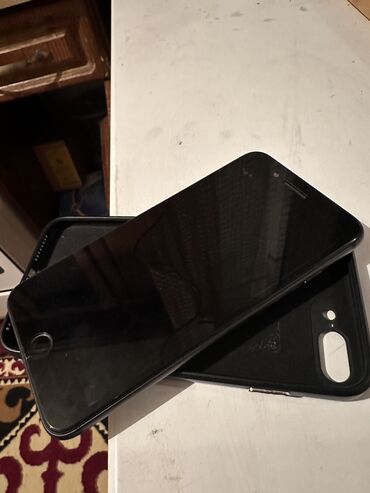переходник для клавиатуры и мышки для телефона: IPhone 8 Plus, Б/у, 64 ГБ, Jet Black, Защитное стекло, Кабель, 72 %