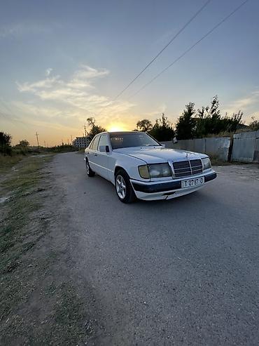 2101 кузов: Mercedes-Benz W124: 1990 г., 2.3 л, Автомат, Бензин, Седан — 3