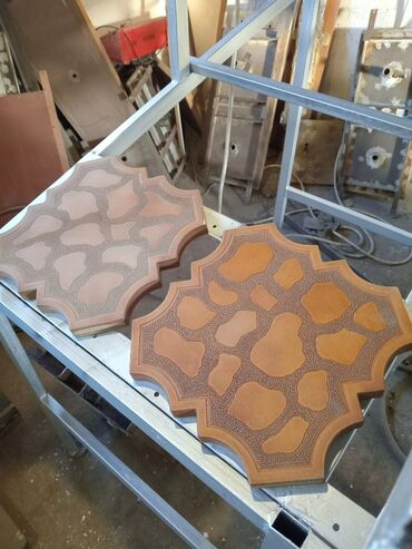 Digər beton məhsulları: Vakuum formalama dəzgakı və qəliblər.Beton daş, dekorativ plitə və — 27