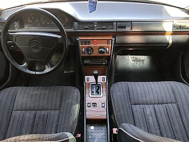бу чехол: Mercedes-Benz E-Class: 1993 г., 2.2 л, Автомат, Бензин, Универсал — 5