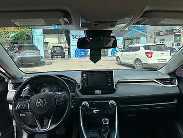 Toyota: Toyota RAV4: 2019 г., 2.5 л, Автомат, Бензин, Кроссовер — 9