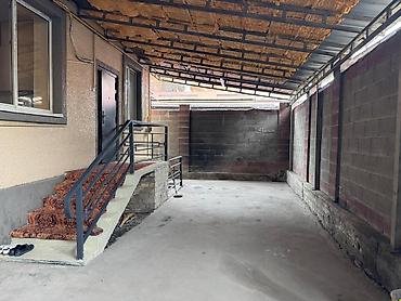 Продажа коттеджей и домов: 4 комнаты, 136 м², 3 соток, Бишкек, Агентство недвижимости — 19