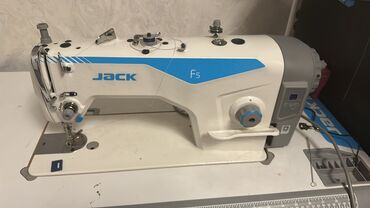 моющий пылесос аренда бишкек: Тигүүчү машина Jack, Жарым автоматтык