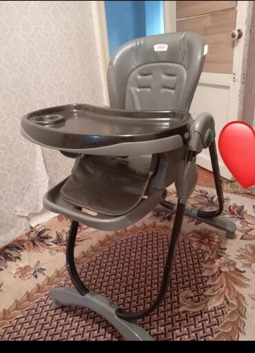 uşaq oturacagi: Yeni kimidir heç bir sınığı yoxdur tek pravlemi kemerinin