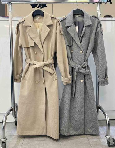 Kaputi: 🔥NAJVECA SEZONSKA RASPRODAJA🔥 Kaputi na rasprodaji za 2600 😍 — 1