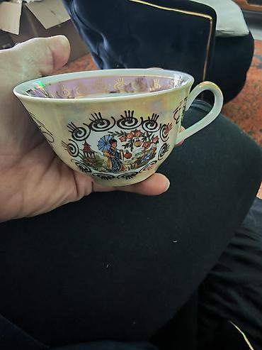 ikea tepih za decu: Prodaje se dekorativni porculanski servis sa bogato ukrašenim motivima — 4