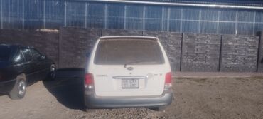 арзан баада машина: Kia Carnival: 2001 г., 2.9 л, Механика, Дизель, Вэн/Минивэн