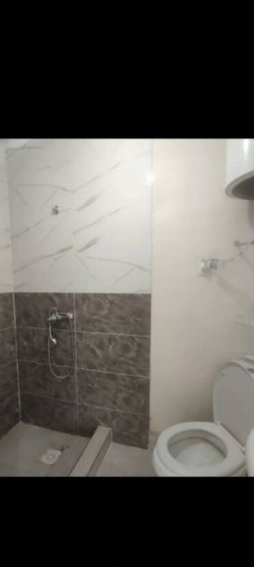 Долгосрочная аренда домов: 57 м², 3 комнаты, Парковка, Забор, огорожен
