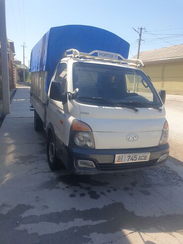 саната машина: Hyundai Porter: 2010 г., 2.5 л, Механика, Дизель