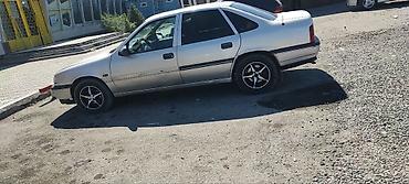 жигули сатам: Opel Vectra: 1990 г., 1.8 л, Кол менен иштөөчү, Бензин, Седан — 3