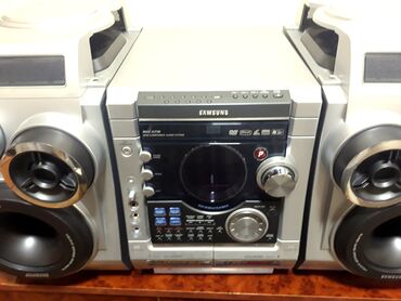 Musiqi mərkəzləri: 3800 w Güclü Səs + Bass
 2 Basovik + 2 Səs Kalonkaları — 6