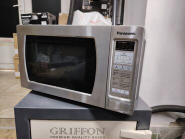 Сепараторы: Микроволновка Panasonic, Отдельностоящая, С микроволнами, цвет - Серый, Б/у
