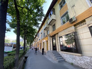 ассорти кафе бишкек: 1 комната, 36 м², Сталинка, 2 этаж, Косметический ремонт