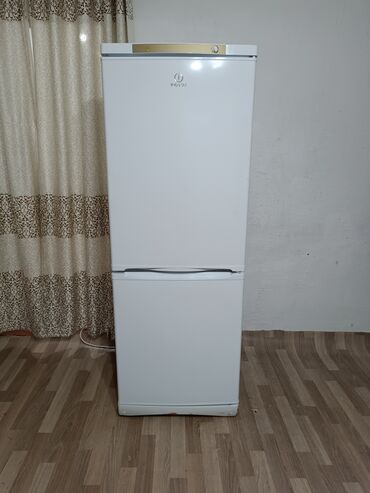 холодильники для кухни: Холодильник Indesit, Б/у, Двухкамерный, De frost (капельный), 60 * 170 * 60