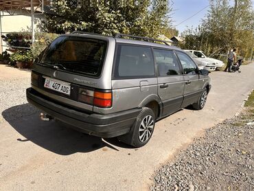 фронтальный погрузчик 1 8: Volkswagen Passat: 1990 г., 1.8 л, Механика, Бензин, Универсал