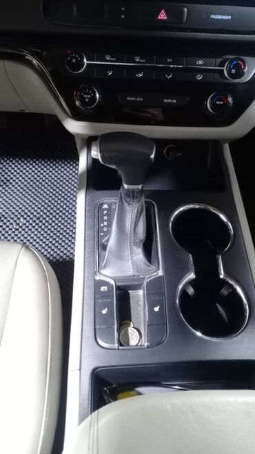 Kia: Kia Carnival: 2019 г., 2.2 л, Автомат, Бензин, Минивэн — 9