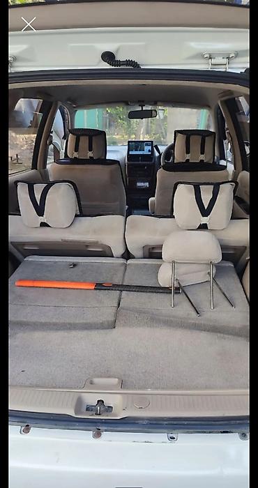 Toyota: Toyota Ipsum: 2001 г., 2 л, Автомат, Бензин, Минивэн — 8