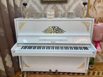 Gitaralar: Piano, Rəqəmsal, İşlənmiş, Ünvandan götürmə