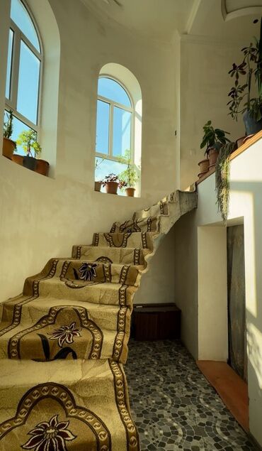 Həyət evləri və villaların satışı: 5 otaqlı, 150 kv. m — 3