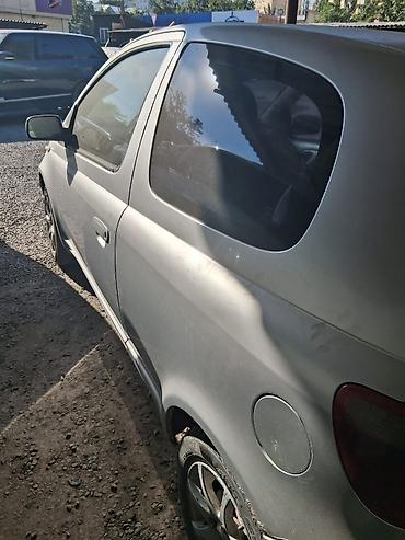 jelly машина: Toyota Yaris: 1999 г., 1 л, Механика, Бензин, Хэтчбэк — 4