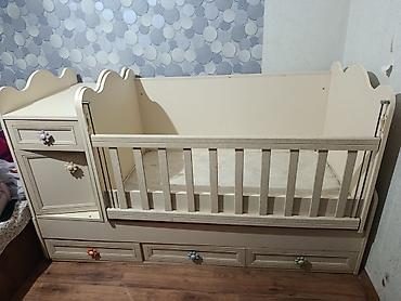 Oğlan və qız üçün, İşlənmiş, Çarpayı, Matras ilə, Siyirməli