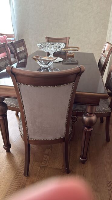 Digər mebel: SevilMasa dəsti satılır 350₼. Masa açılır. Ünvan Neftçilər. 0446