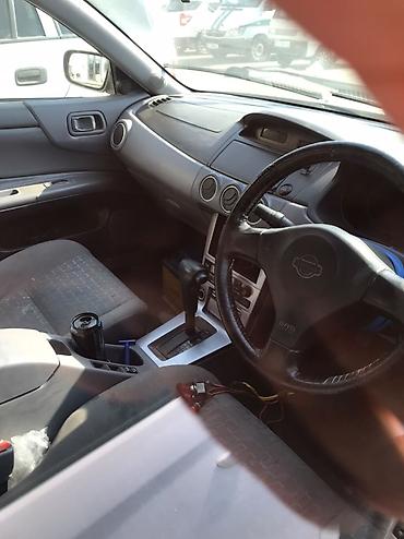 Nissan Avenir: 2001 г., 1.6 л, Автомат, Бензин, Универсал — 3