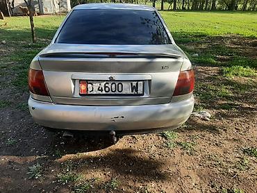 bmw рул: Audi A4: 1995 г., 1.6 л, Кол менен иштөөчү, Бензин, Седан — 1