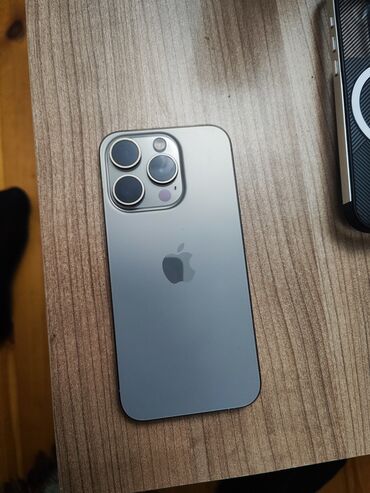 Apple iPhone: IPhone 15 Pro, 128 GB, Natural Titanium