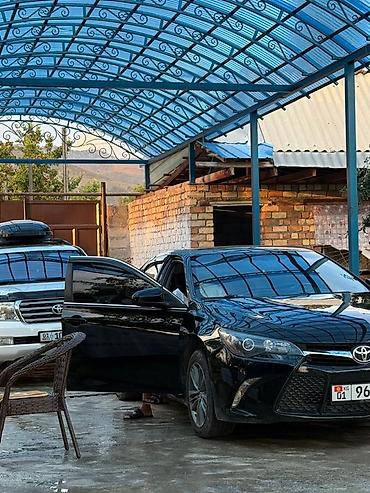 e 302: Toyota Camry: 2017 г., Автомат, Бензин, Седан — 1