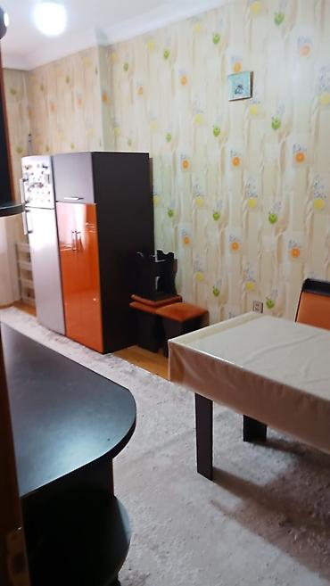 Mənzil kirayələyirəm: 3 otaqlı, 120 kv. m — 10