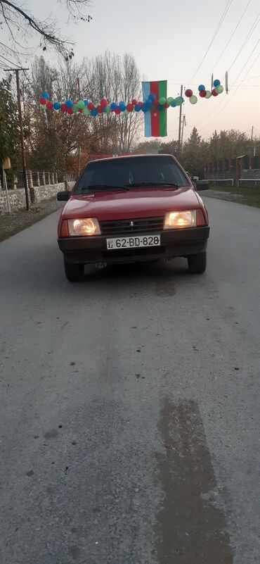 maşın benve: VAZ (LADA) 21099: 1.6 l | 1996 il | 26475 km Sedan